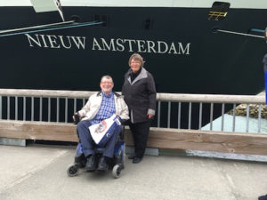 Nieuw Amsterdam in Port